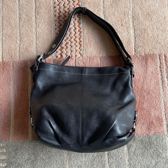Coach Handbags - Coach bag hobo black leather